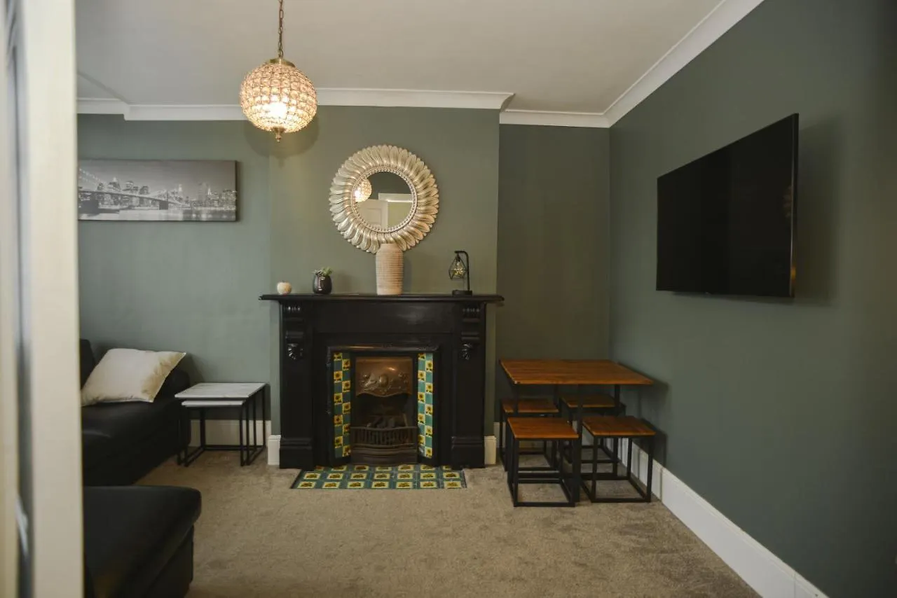 Lincoln Lodge, 2-Bedroom,2-Bathroom,Ground Floor Flat Southend-on-Sea 0*,  United Kingdom